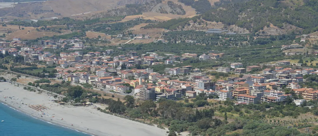 Condofuri, Clemensi: «Dal centro alla Marina, strada in condizioni critiche»