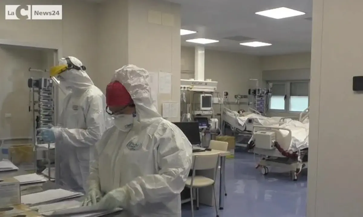 Covid Calabria, arriva la stabilizzazione di 875 precari assunti durante la pandemia