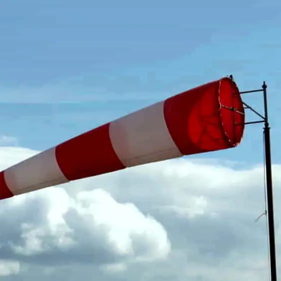 Meteo Reggio Calabria, cieli molto nuvolosi con piogge sparse e allerta vento