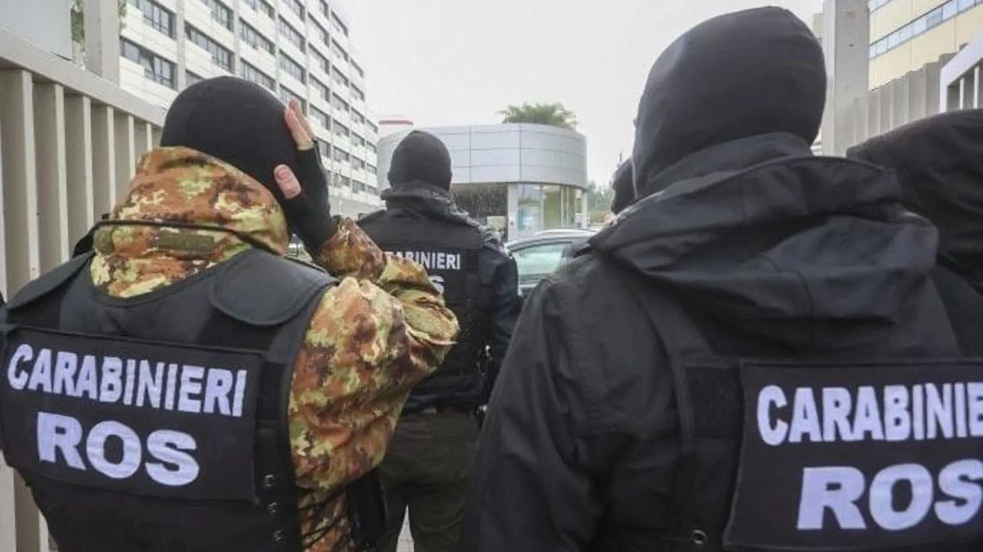 ‘Ndrangheta, dominio globale della cocaina:\u00A0narcotraffico, riciclaggio e alleanze criminali nei cinque continenti\n