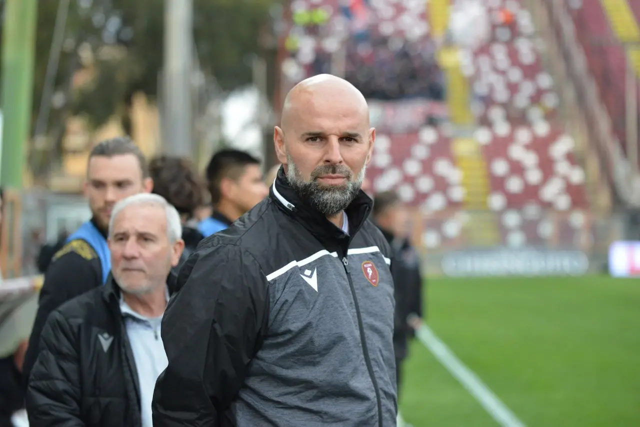 Reggina, l'Avellino annuncia mister Taurino dopo aver pensato a Stellone