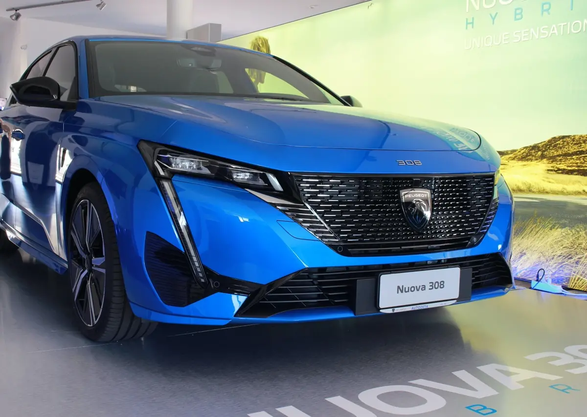 Autozeta presenta la Nuova PEUGEOT 308, è lei la novità tanto attesa di questo 2022