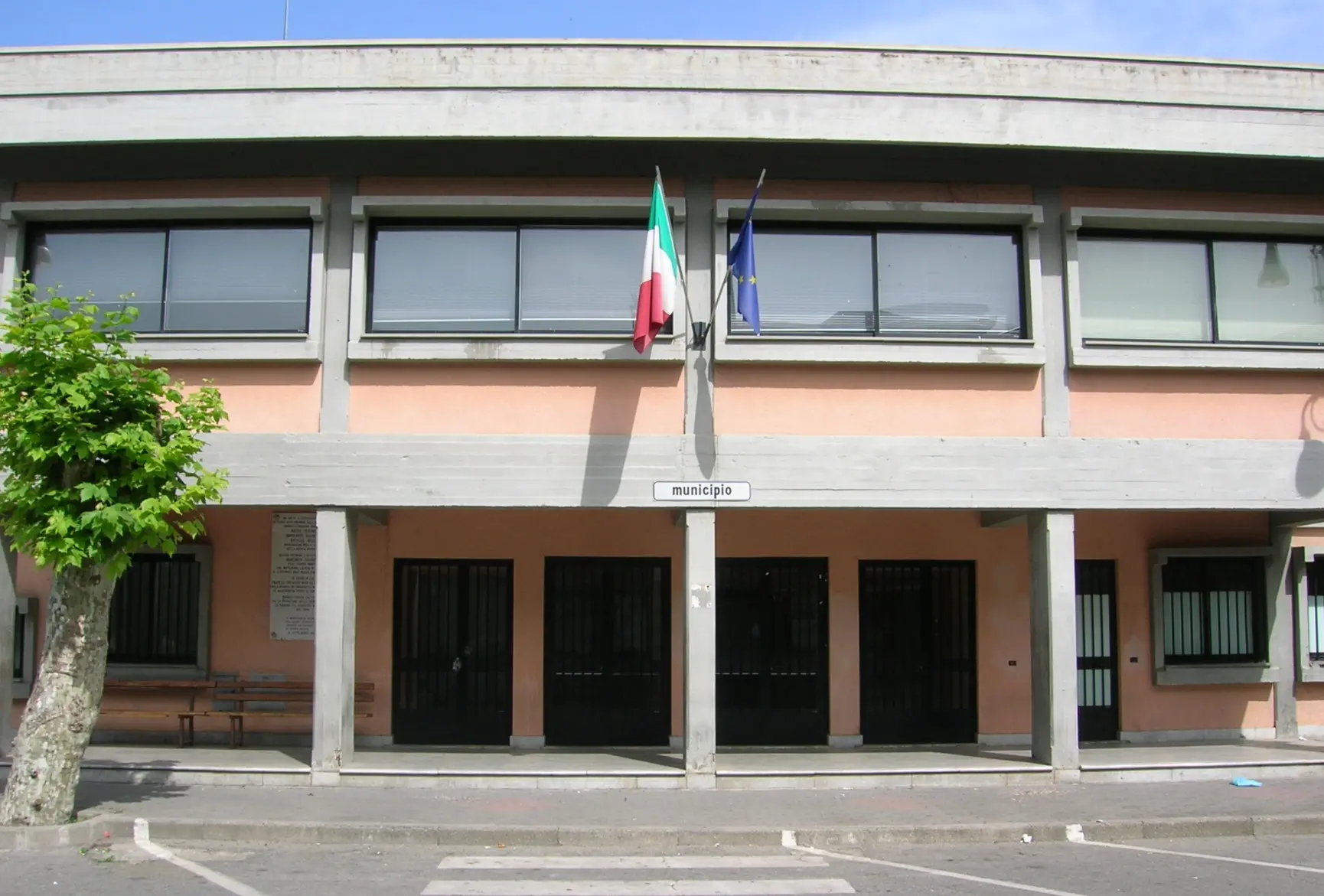 Sospensione servizio di Raccolta rifiuti urbani Comune di Bianco