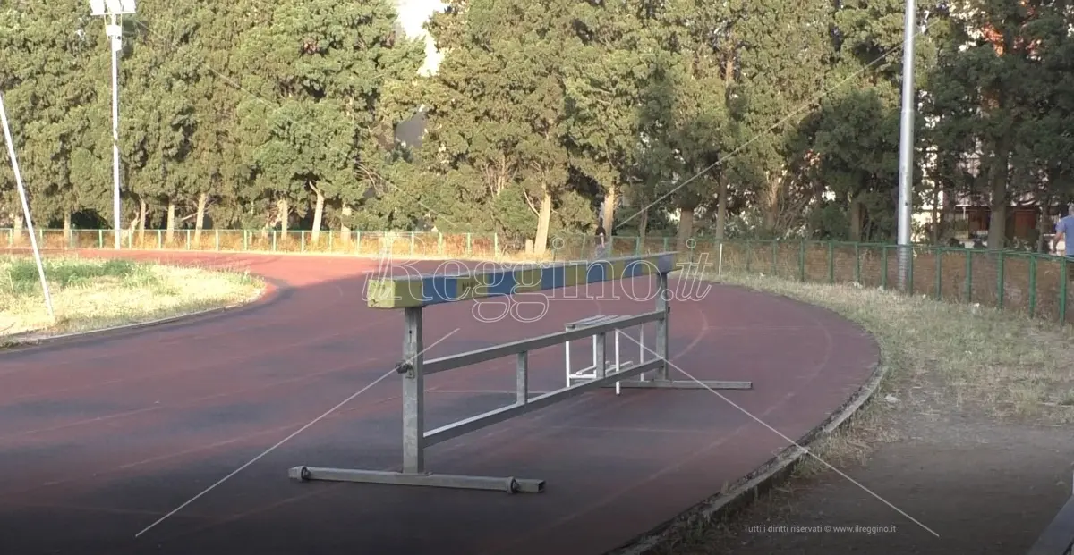 Reggio, erba alta al Coni: interverrà Castore