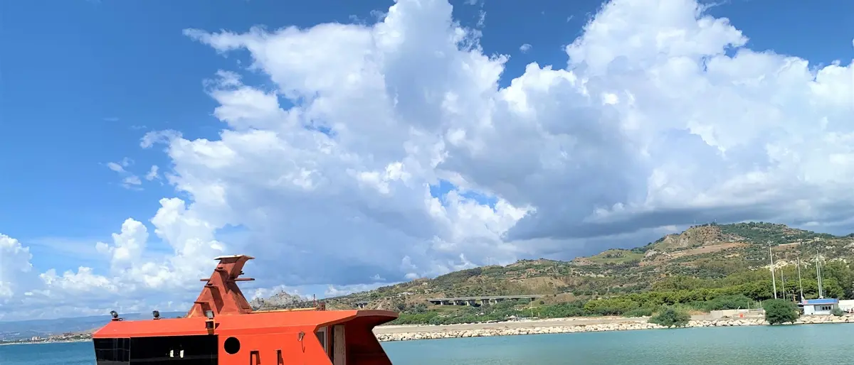 Roccella, Comune riutilizzerà imbarcazione migranti a fini scientifici