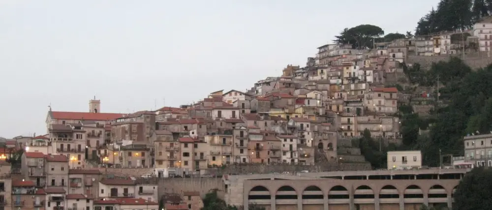 Siglato il gemellaggio tra le parrocchie di Santa Maria Assunta di San Giorgio Morgeto e San Giorgio Extra di Reggio Calabria