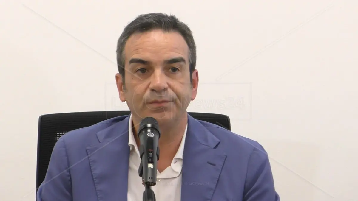 Regione, per Occhiuto è tempo di risultati: estate 2022 primo banco di prova