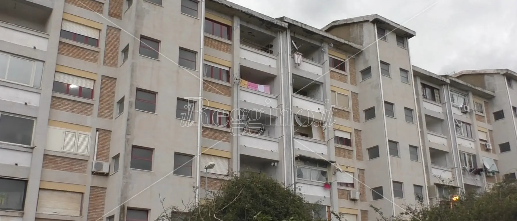 Reggio, case popolari in mano alla ’ndrangheta: notificato a 56 persone l'avviso di conclusione indagini