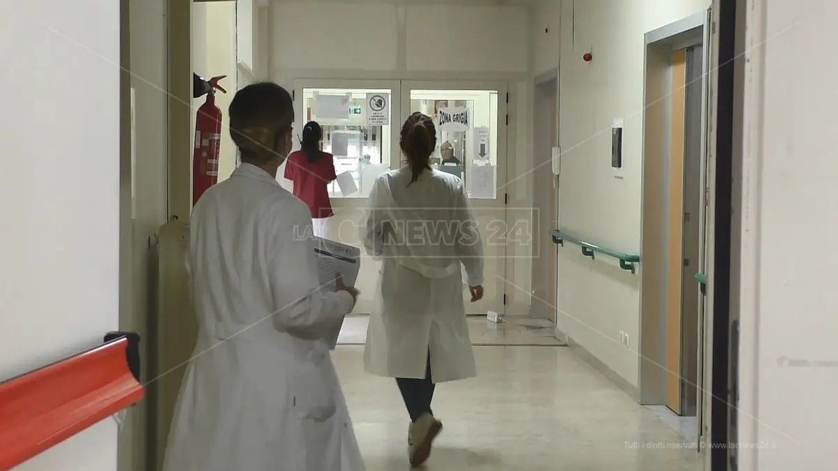 Incentivi ai medici, il Consiglio dei ministri non impugna la legge calabrese