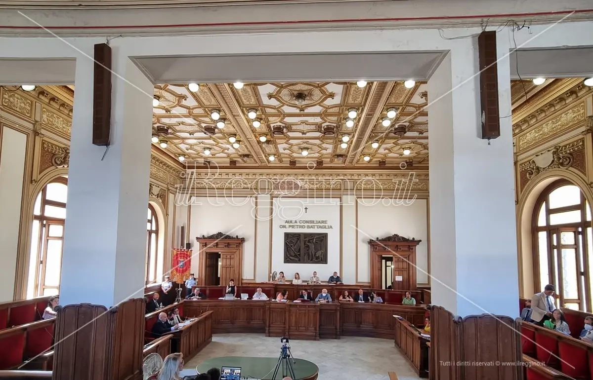 Alloggi a Reggio, Gangemi: «Le procedure vanno avanti»
