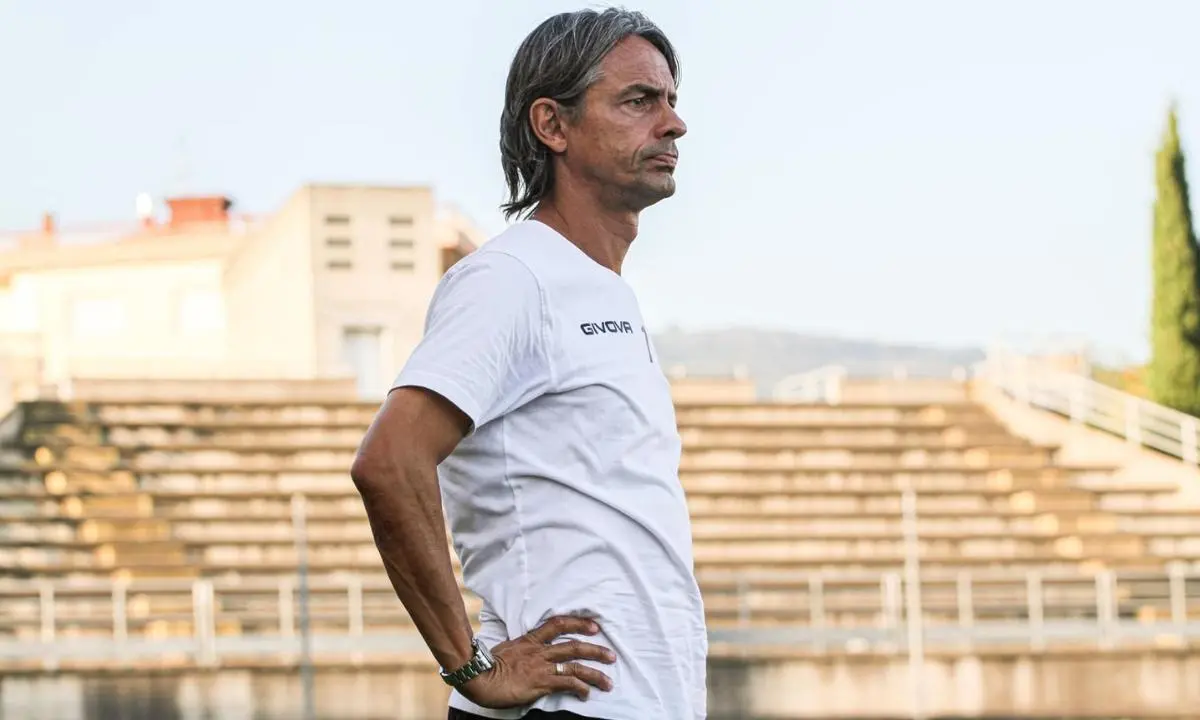 Reggina, bestemmie nella gara contro il Südtirol: squalificato Simone Baggio
