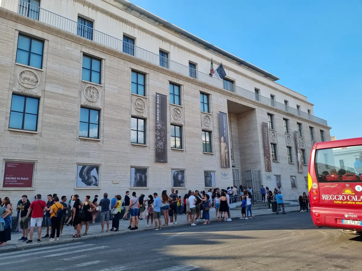 Docufilm sui Bronzi di Riace, stamattina le riprese al museo di Reggio