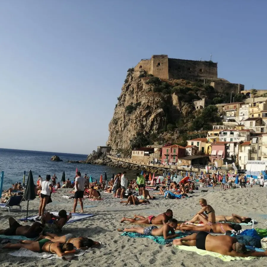 FERRAGOSTO | Mare, montagna ed eventi: come si vive il 15 agosto in Calabria