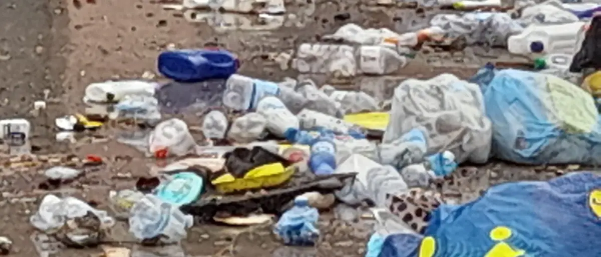 Rifiuti ad Arghillà, residenti: «Situazione critica, il sindaco ff Brunetti non ci risponde più»