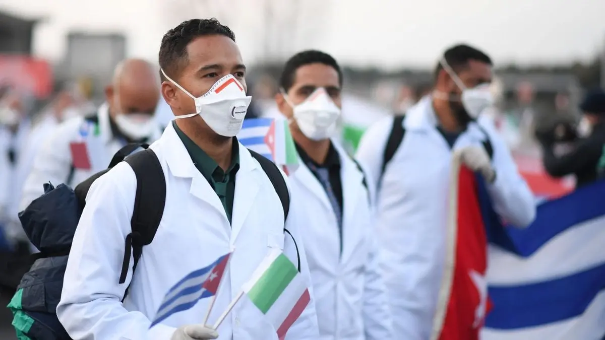 Medici cubani arrivati in Calabria, domani saranno a Reggio