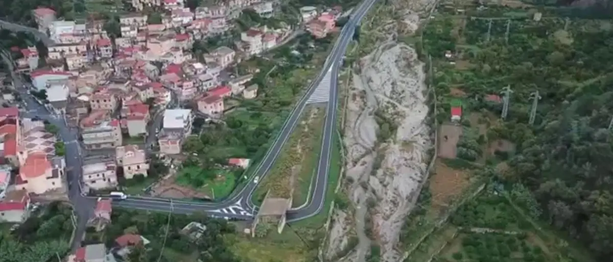 Viabilità e sicurezza, gruppo consiliare FI: «La strada di Concessa, Fiumara e San Roberto al limite dell'illegale»