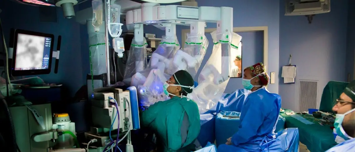 Emergenza Gom di Reggio: tre medici in chirurgia toracica, sale operatorie chiuse