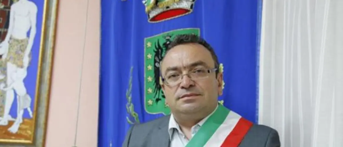 Il Sindaco di Platì colleziona finanziamenti e avvisi di garanzia