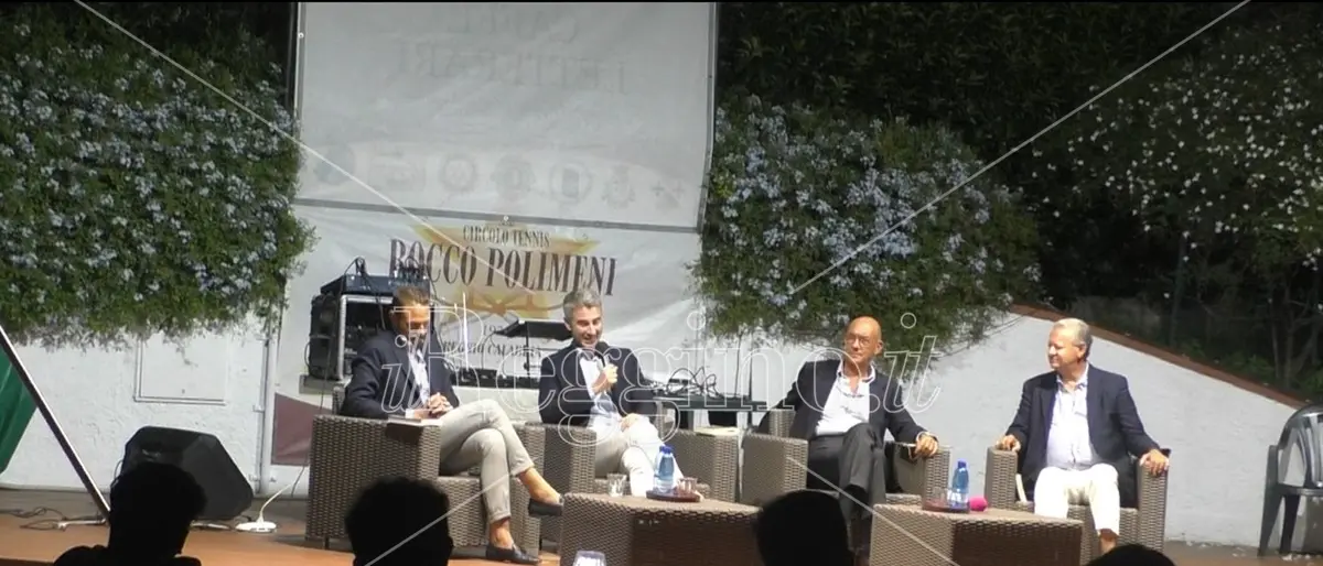 Reggio, Follini: «Moro e l'idea di una Democrazia che è lavoro faticoso e senza sosta» - VIDEO