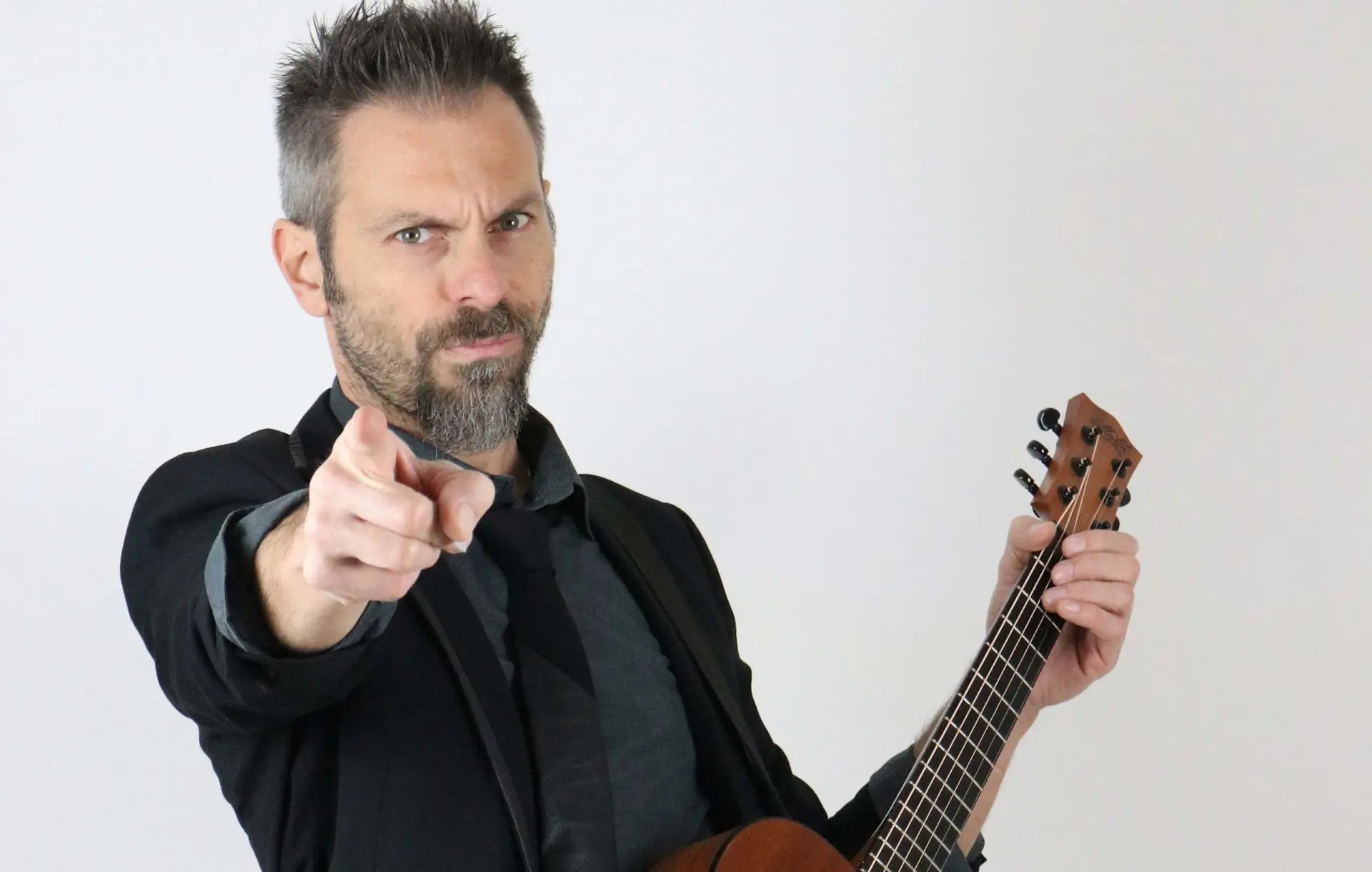 Due giorni di cabaret alla villa Comunale con Facce da Bronzi