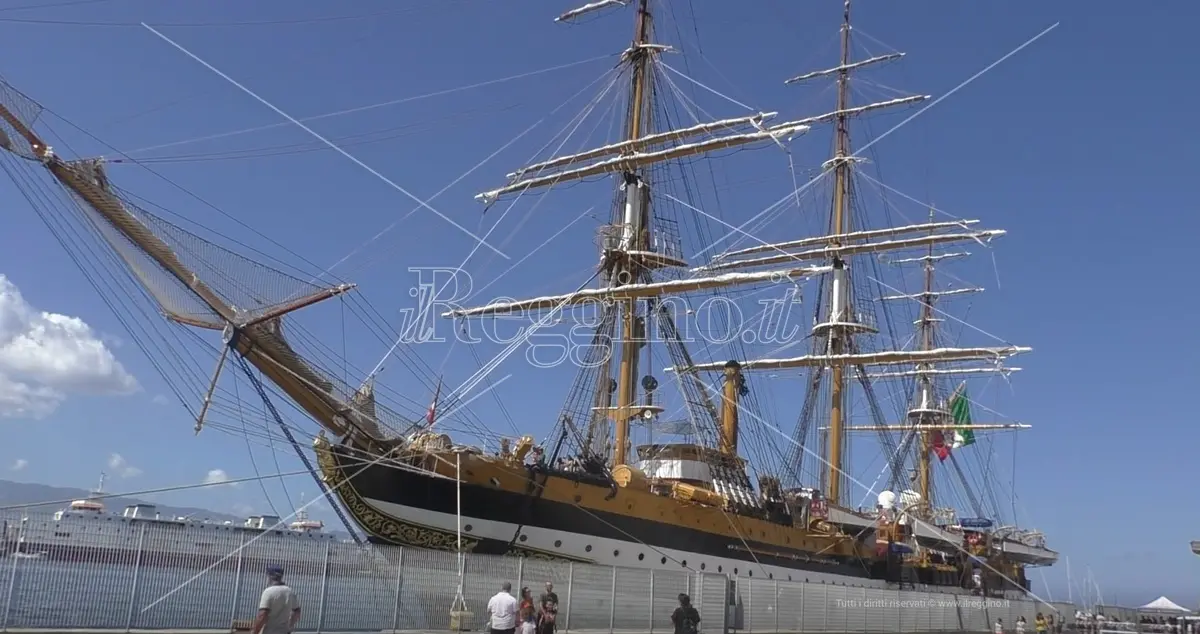 La prevenzione oncologica approda a Reggio con la nave Vespucci