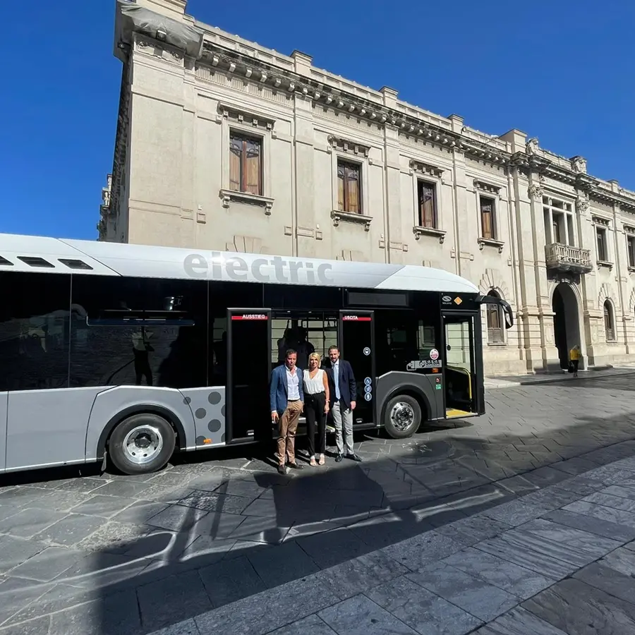 Reggio, arrivano 65 bus elettrici nel parco di Atam - VIDEO
