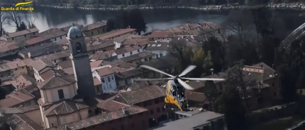 'Ndrangheta, la ferocia del boss Flachi: «Pezzo di m..., ti brucio con tutta la palazzina»