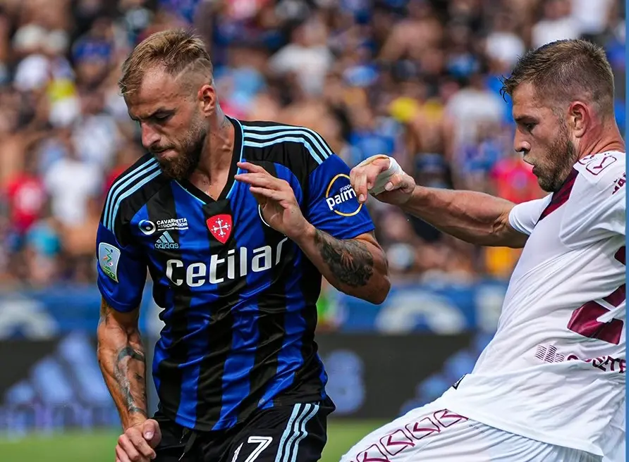 La Reggina conquista la Torre: Inzaghi vince 1-0 a Pisa, amaranto in vetta