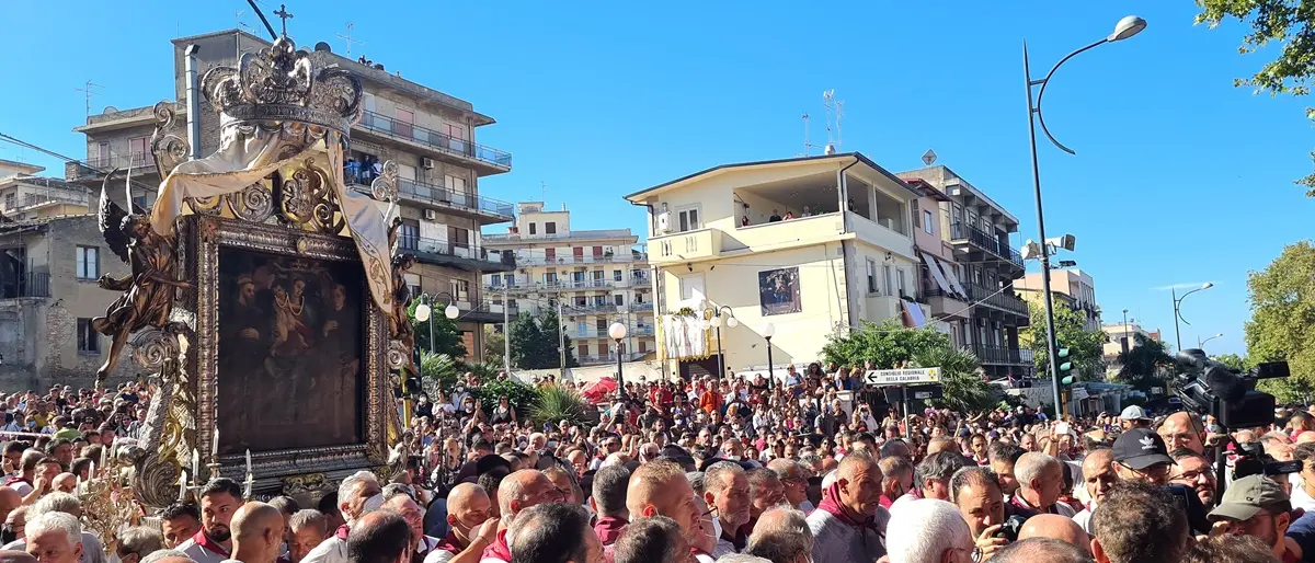 Festa della Madonna a Reggio, Brunetti e Versace: «La città riabbraccia la sua Patrona»