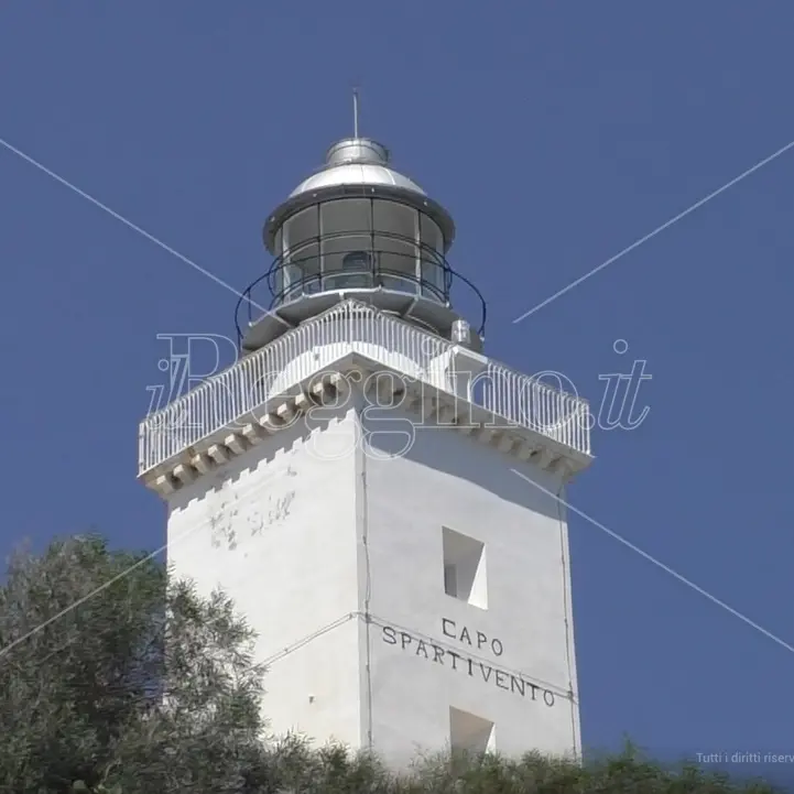 Il faro di Capo Spartivento acceso 155 anni fa nel luogo più a Sud del Sud - FOTO e VIDEO