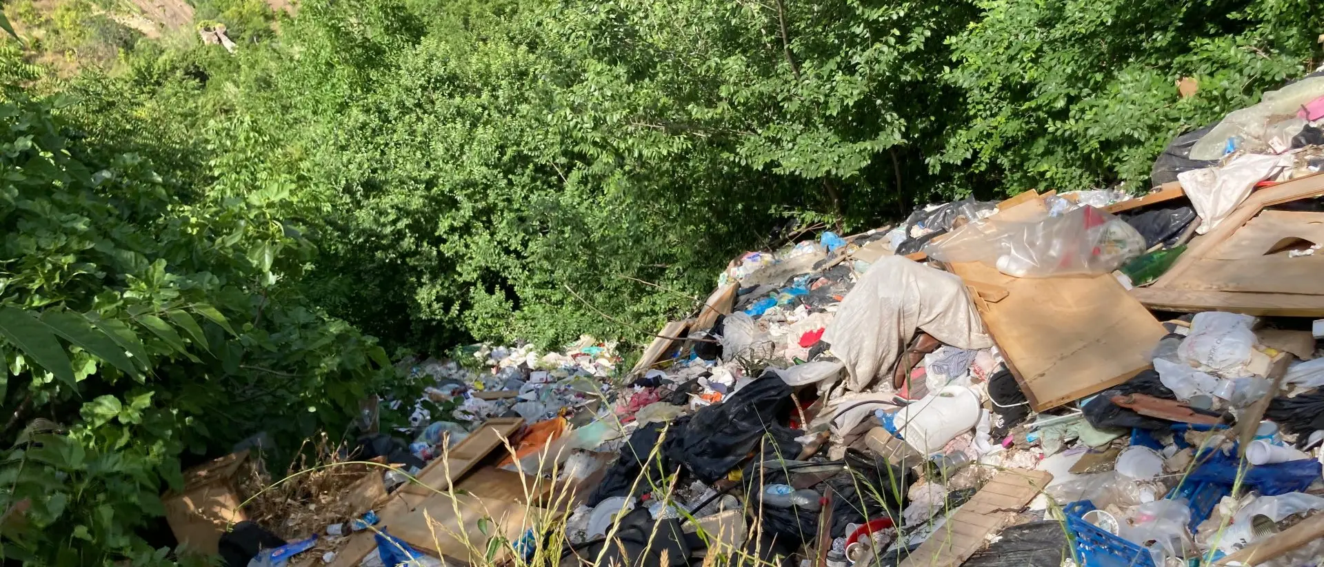 Mosorrofa, comitato a muso duro contro le istituzioni: «Presi in giro, pronti a riconsegnare le tessere elettorali»