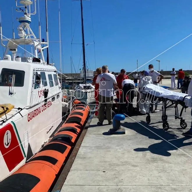 Migranti, in arrivo in Calabria quasi 550 migranti: 110 sbarcheranno a Reggio e 220 a Roccella