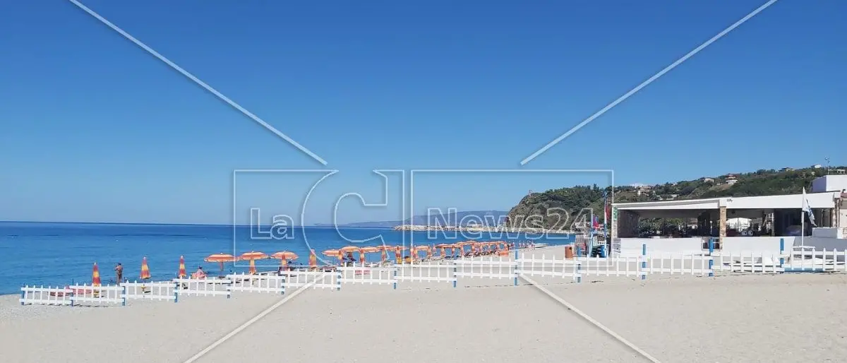 Nel Reggino l'estate è già finita, ancora qualche turista solo a Scilla e Roccella