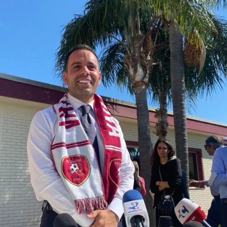 Reggina, l’annuncio di Saladini: «Trovato accordo sui debiti, club sarà simbolo del territorio»