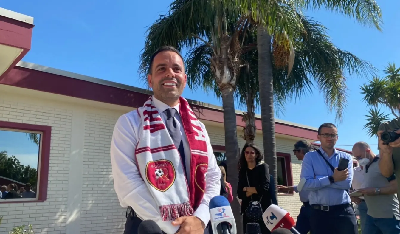Reggina, l’annuncio di Saladini: «Trovato accordo sui debiti, club sarà simbolo del territorio»
