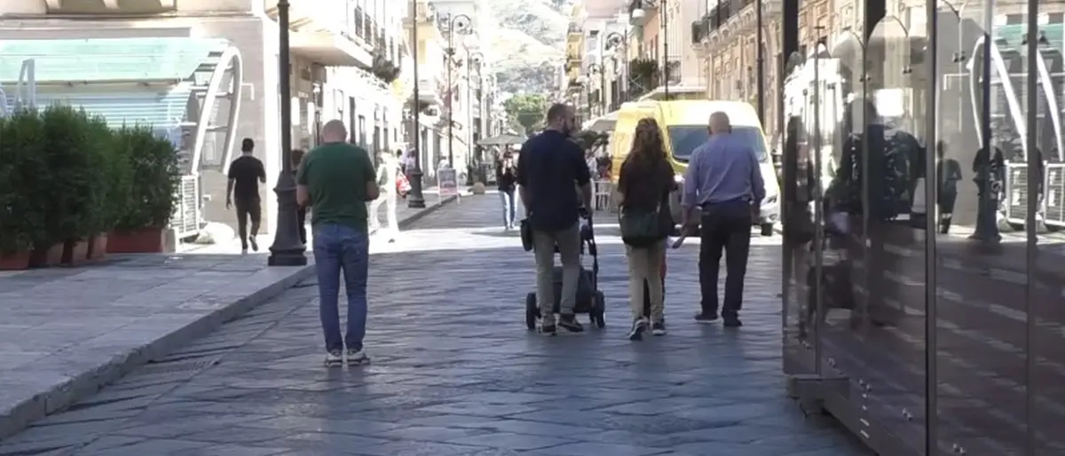 Reddito di cittadinanza sì o no? Ecco cosa ne pensano i reggini