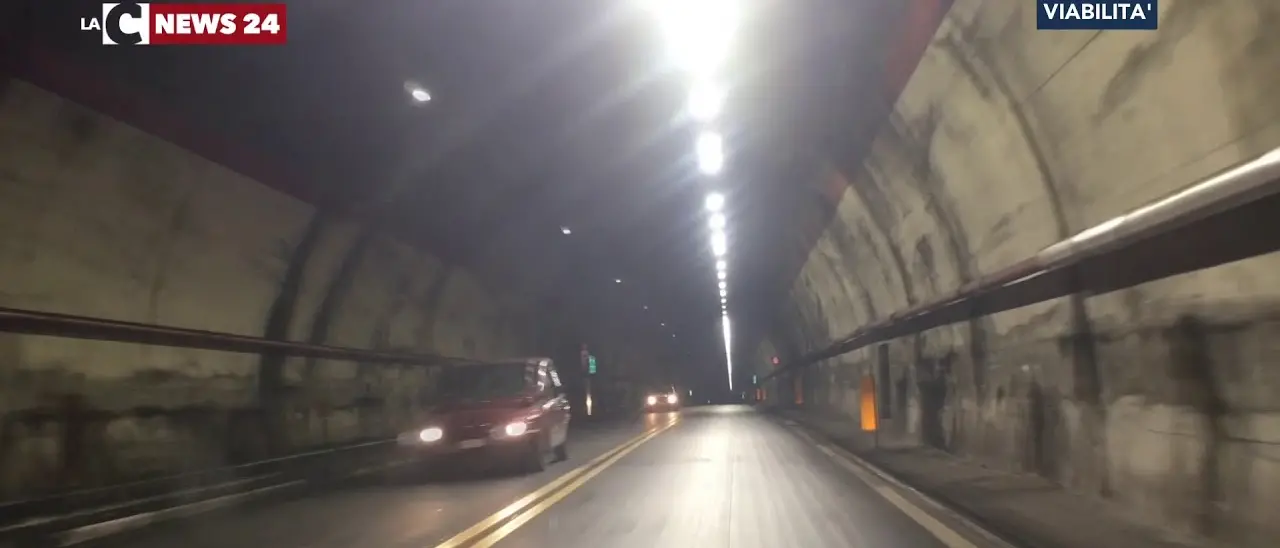 Lavori di manutenzione, chiusa per tre notti la galleria della Limina