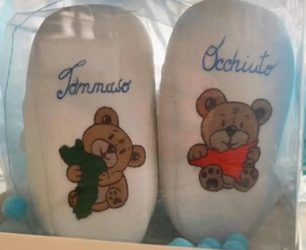 Le prime scarpette “firmate” per Occhiuto jr: la foto della compagna del governatore