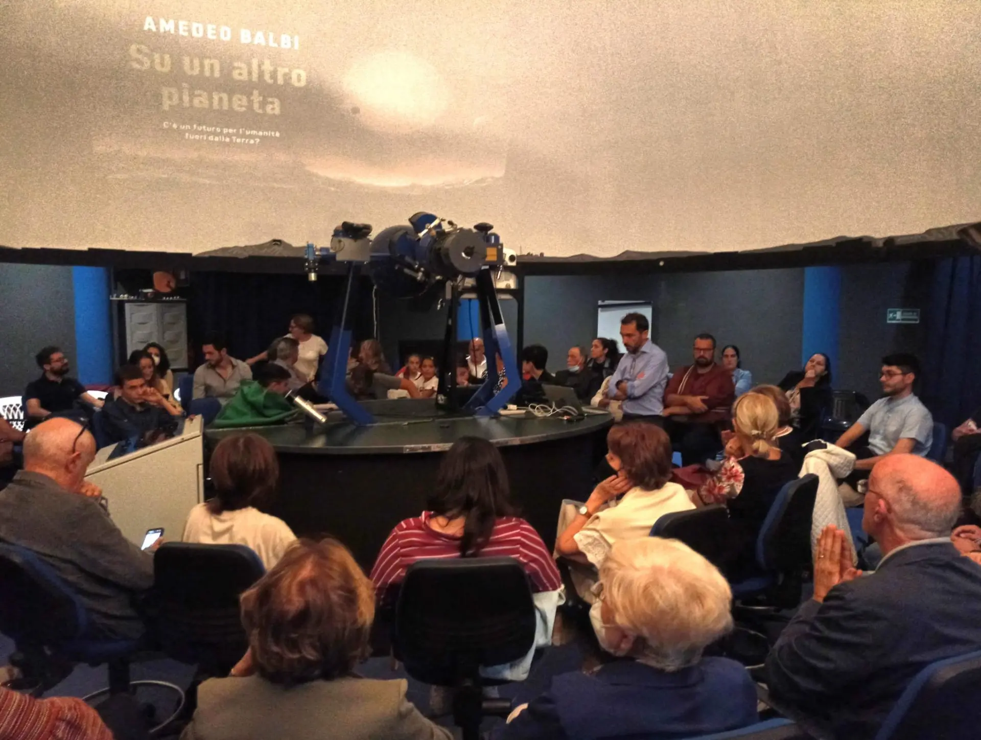 Reggio, a “Cosmos” la scienza si interroga sulle migrazioni interplanetarie