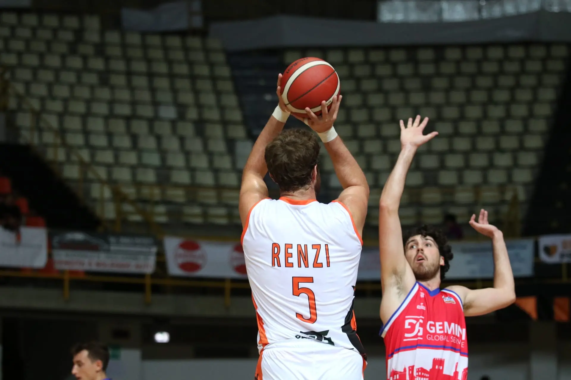 Viola Basket, si torna sul parquet: la salvezza passa dalla sfida di Palermo