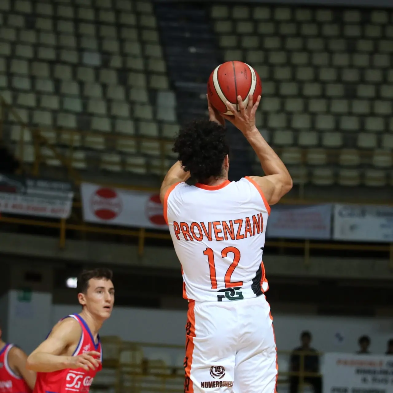Basket, altra sconfitta per la Viola: neroarancio ko a San Vendemiano
