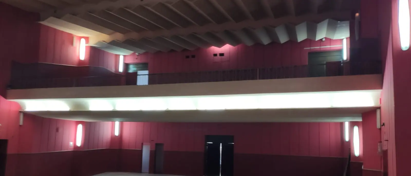 Gioiosa Jonica, la storia del Teatro che rischia di trasformarsi in un magazzino