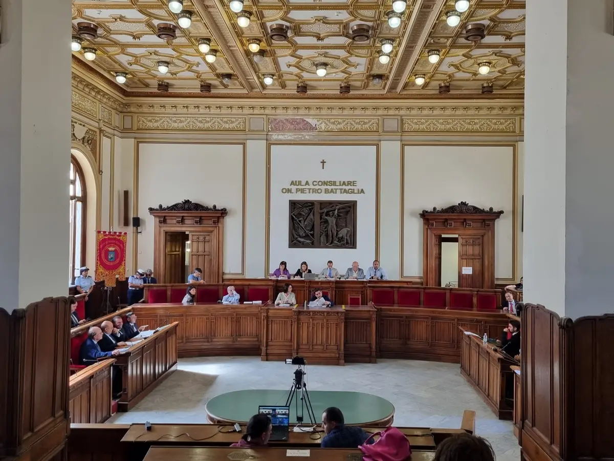 Comune di Reggio, in attesa della giunta si lavora sulle Commissioni