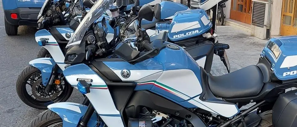 Reggio, beccati con la cannabis in auto: arrestati dalla Polizia due pregiudicati