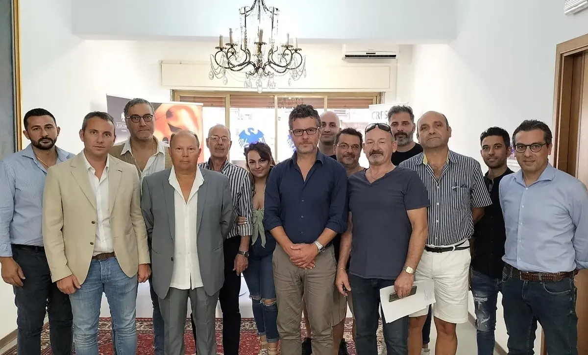 Caro bollette, Confcommercio Reggio: «Manifestiamo uniti a Roma»