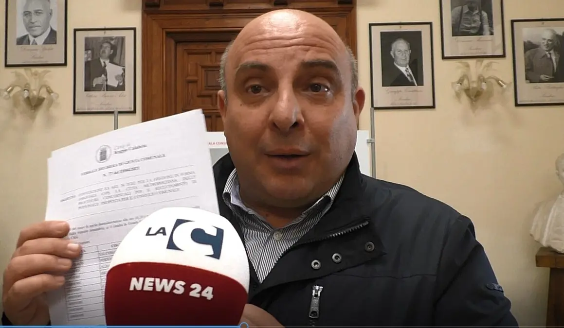 Concorsi al Comune di Reggio, Ripepi: «Chiesta laurea in lettere per selezionare dirigente contabile»