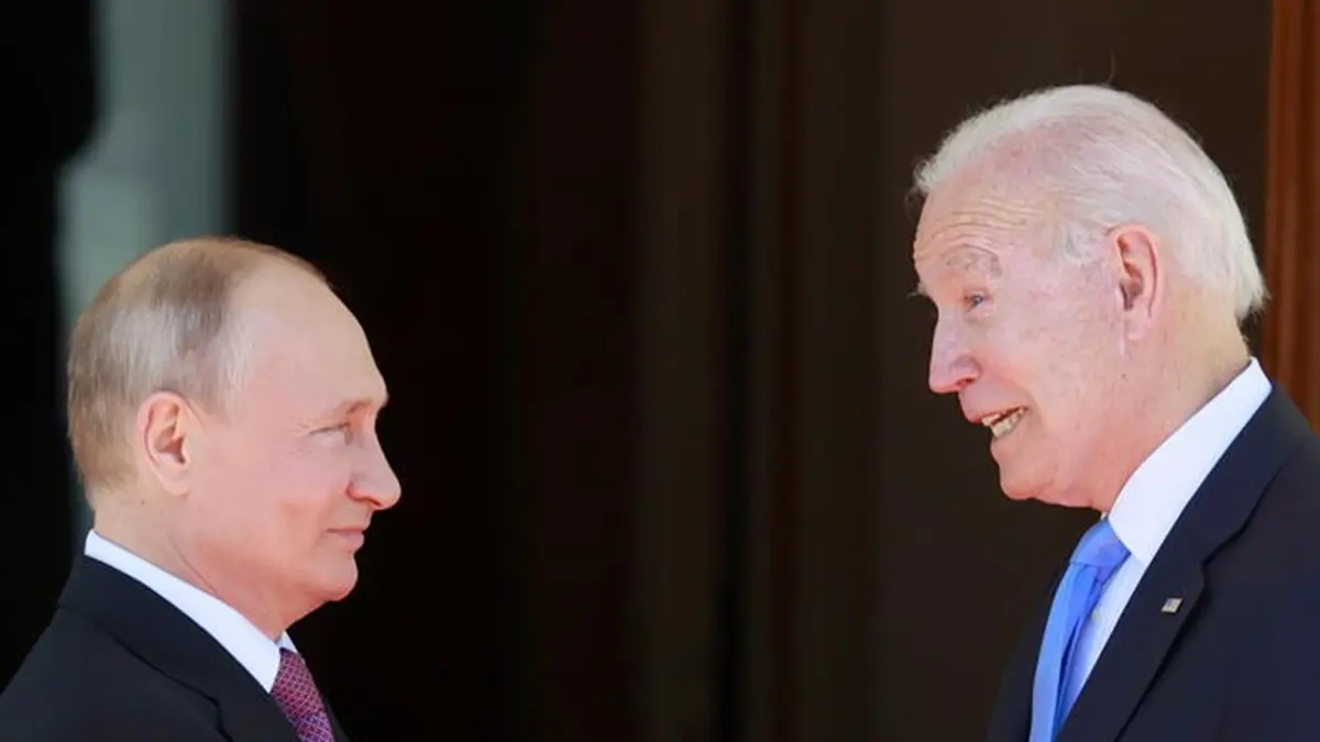 US President Joe Biden (R) and Russia\\'s President Vladimir Putin (L) meet during the US-Russia summit at Villa La Grange in Geneva, Switzerland, 16 June 2021. ANSA/DENIS BALIBOUSE / POOL , EPA