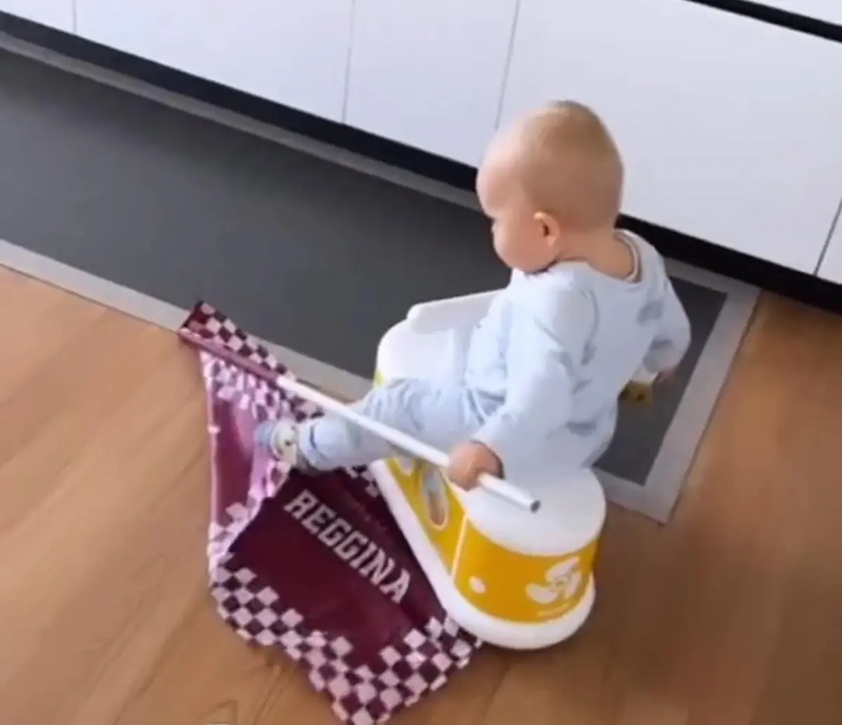 Reggina, baby Inzaghi super tifoso: il piccolo Edo è il nuovo ultrà amaranto