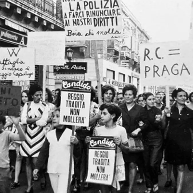 “Ricordare la Rivolta di Reggio”: Fratelli d’Italia riaccende la memoria collettiva a 55 anni dai fatti del 1970