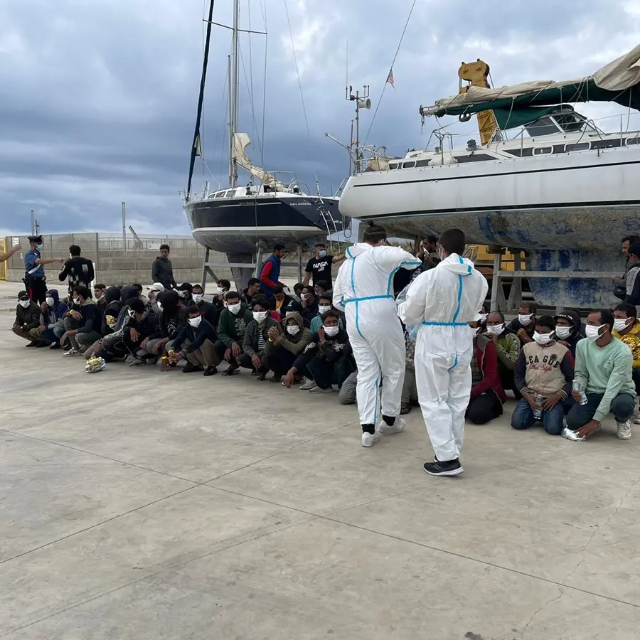Migranti in Calabria, Loizzo a Piantedosi: «Situazione esplosiva»
